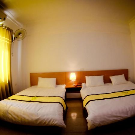 Ivy Hotel - Hai Tien Hoang Hoa Exterior photo